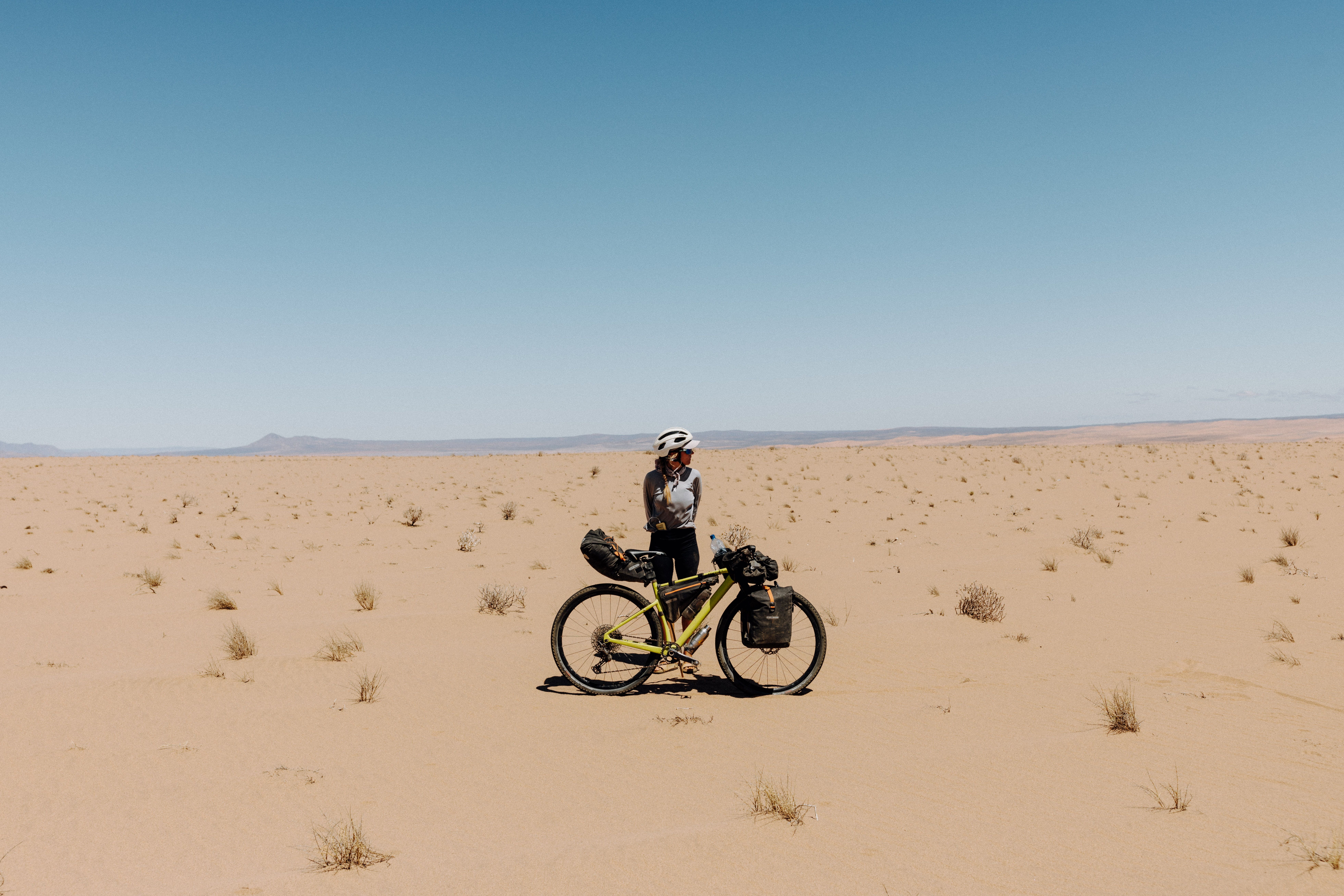Alone in the middle of the Namibian desert. Travelling as a woman can be frightening. But just go for it, says Wiebke!