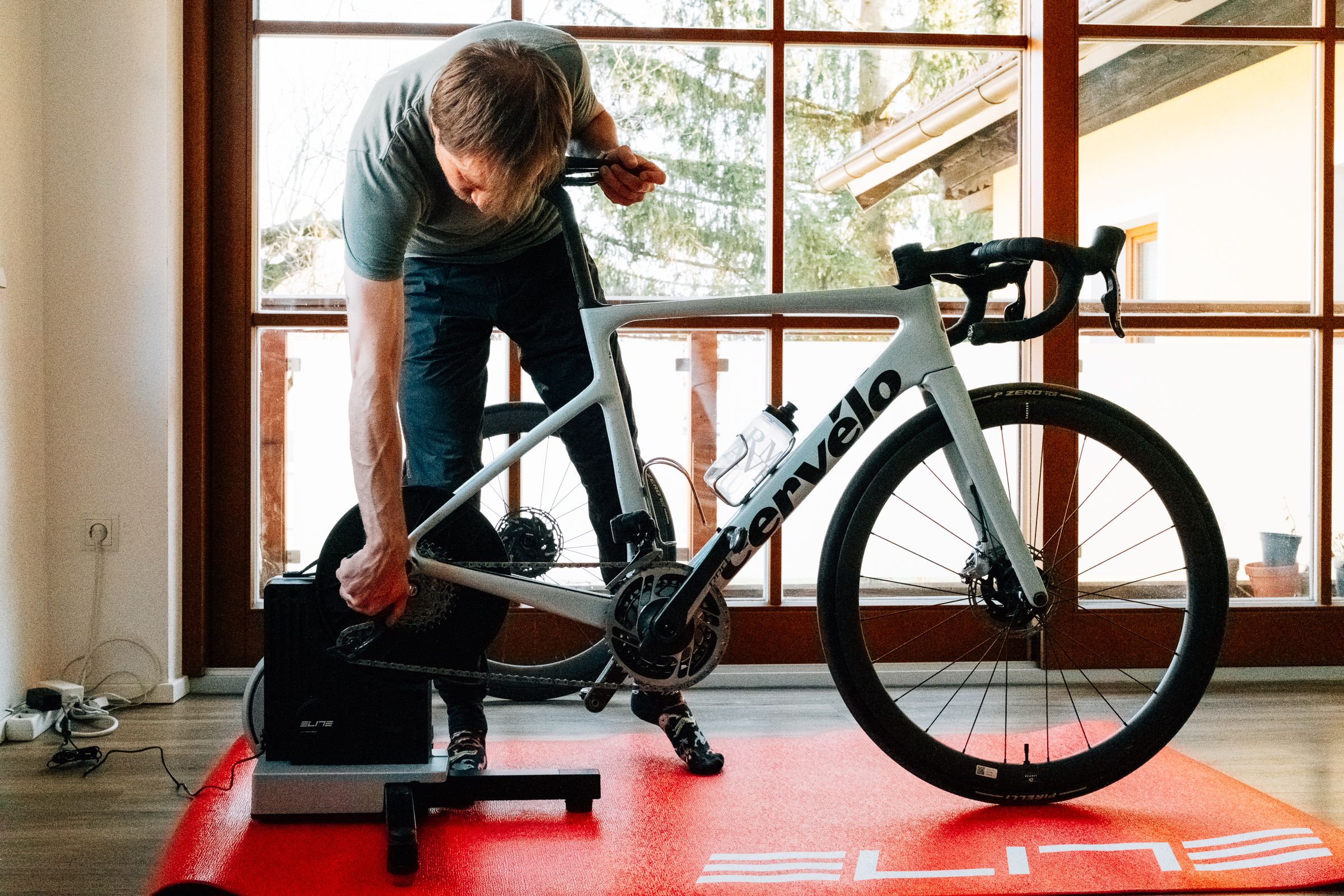 how to mount your bike on your indoor trainer.