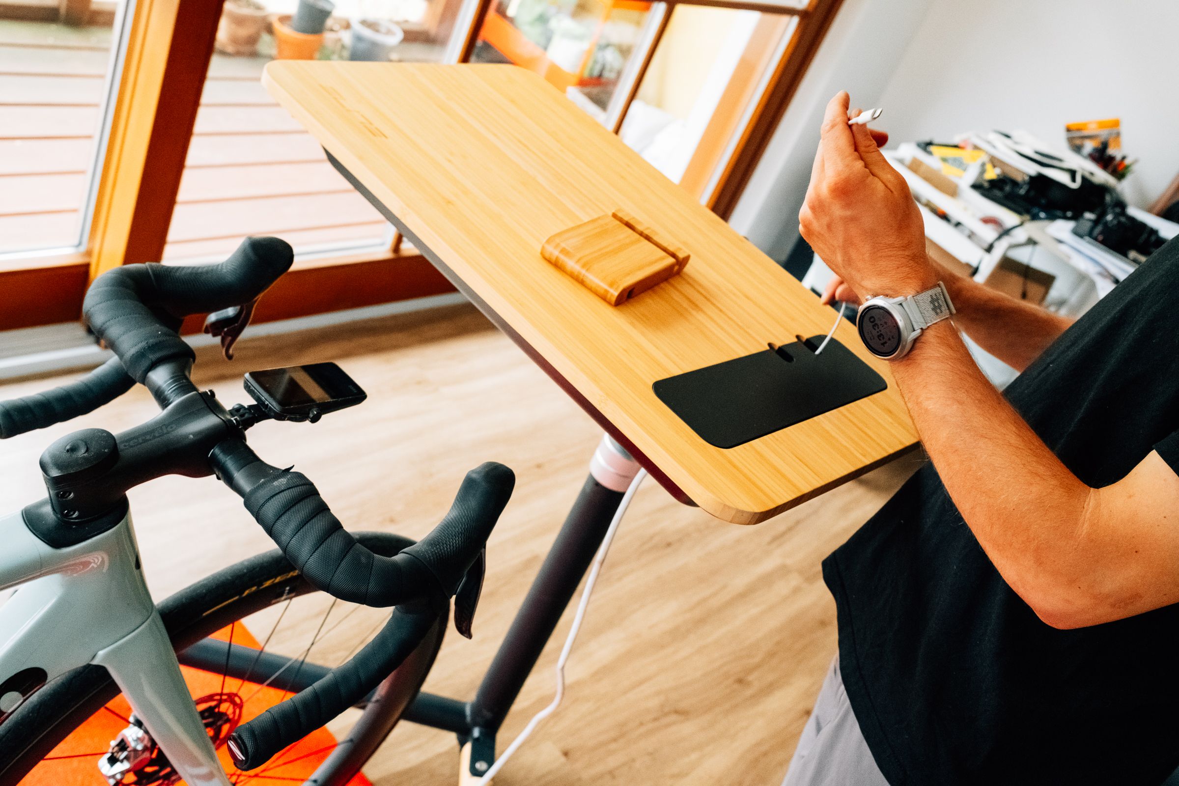 The ELITE Trainer Desk comes with smart cable routing.