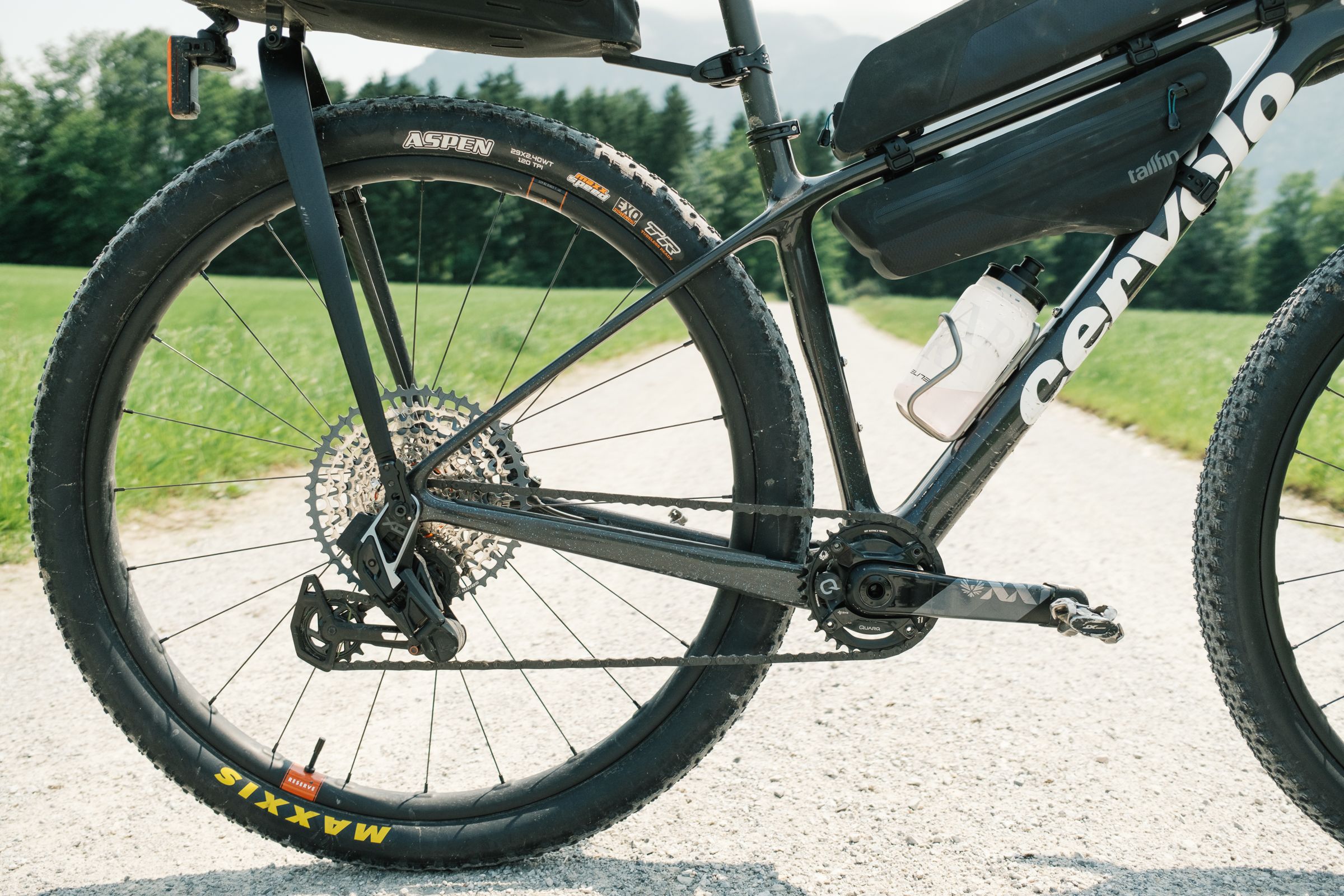 Full SRAM drivetrain with a mix of XO Transmission and XX1 Eagle AXS components for Tour Divide.