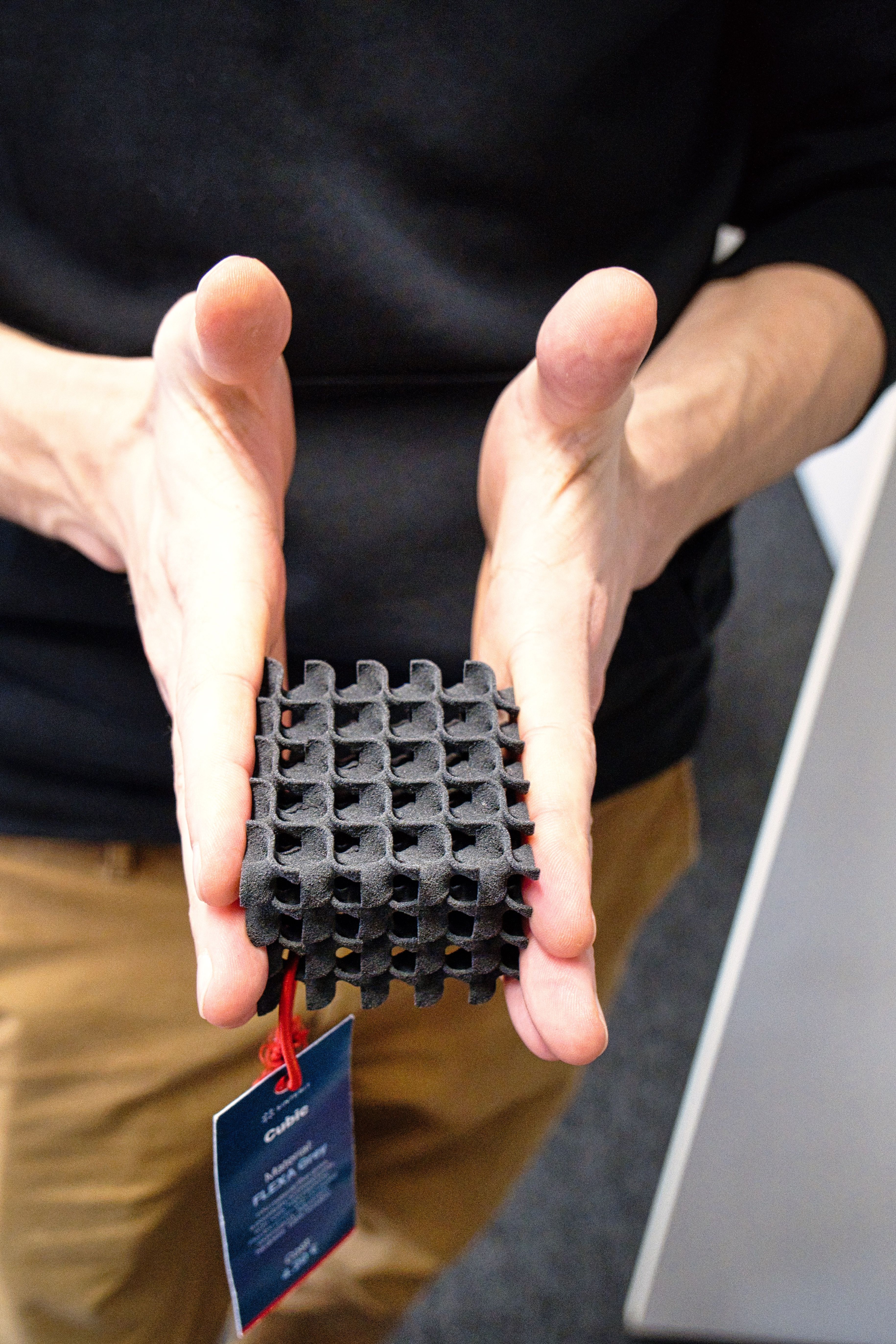 Durch 3D Druck können komplexe, steife, leichte oder auch flexible Formen erzeugt werden.