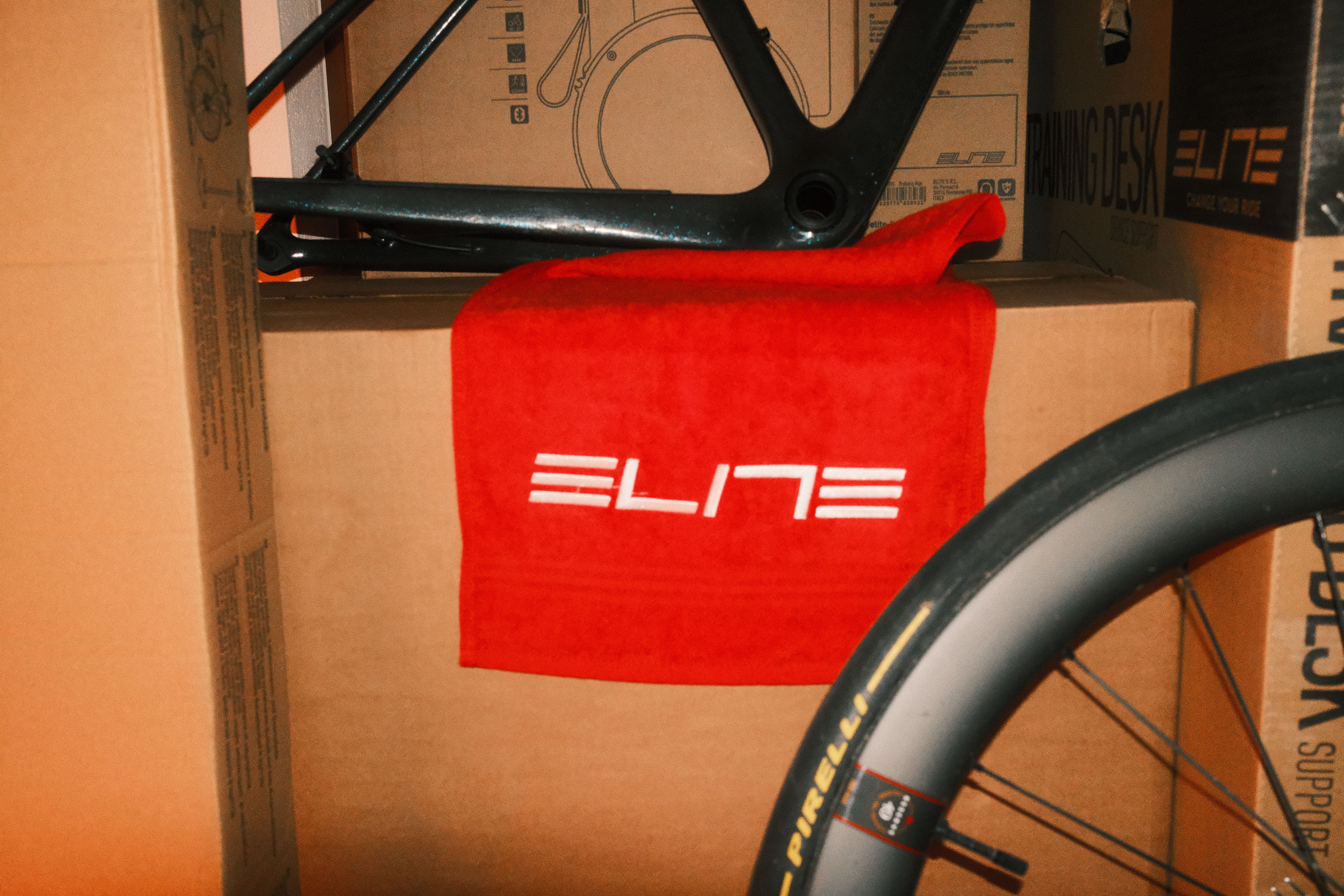 The ELITE Zugaman towel has a specific shape so it's easy to reach and doesn't slip off your handlebars.