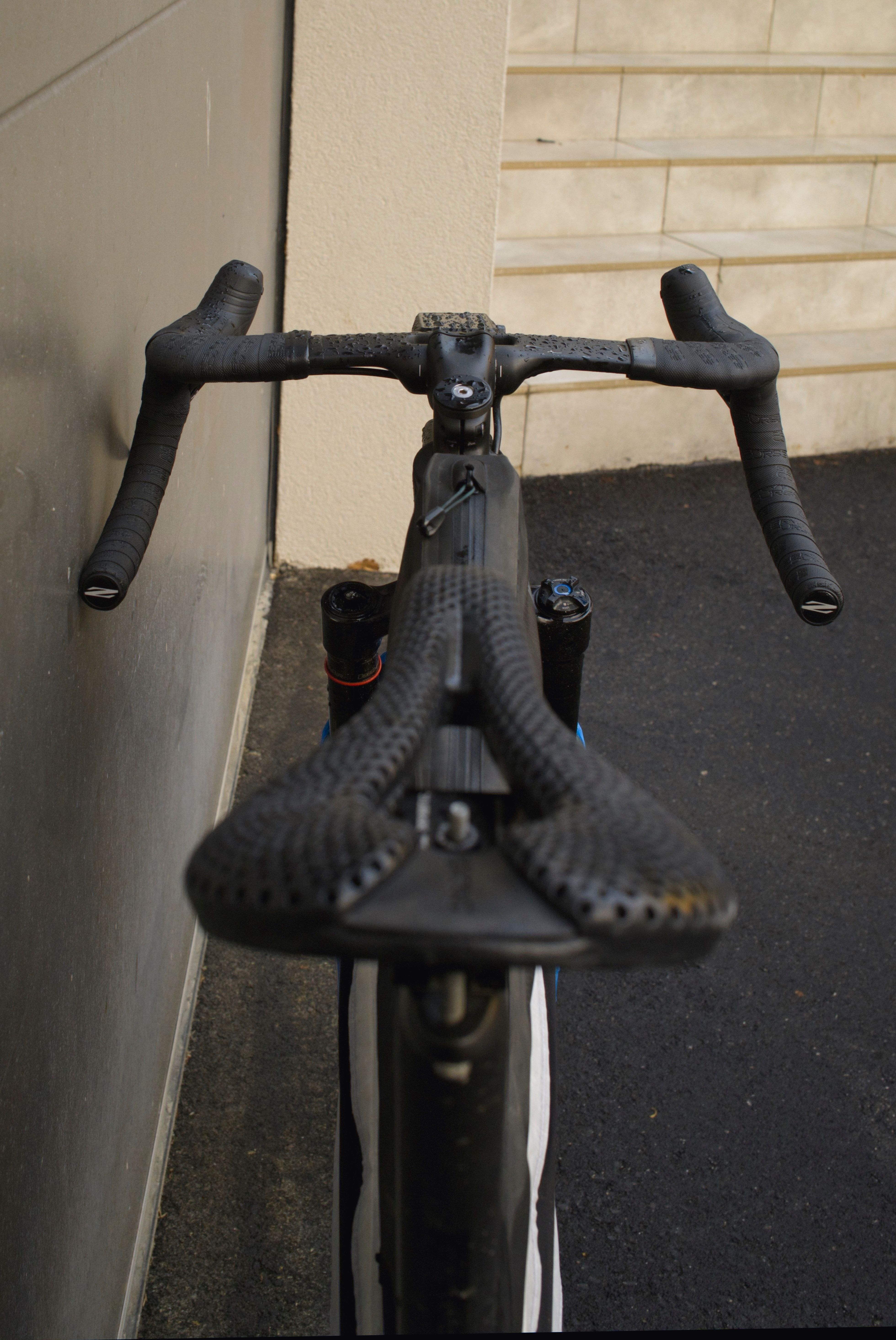 Posedla Joyseat v2 in gravel setup is my choice for bikepacking races.