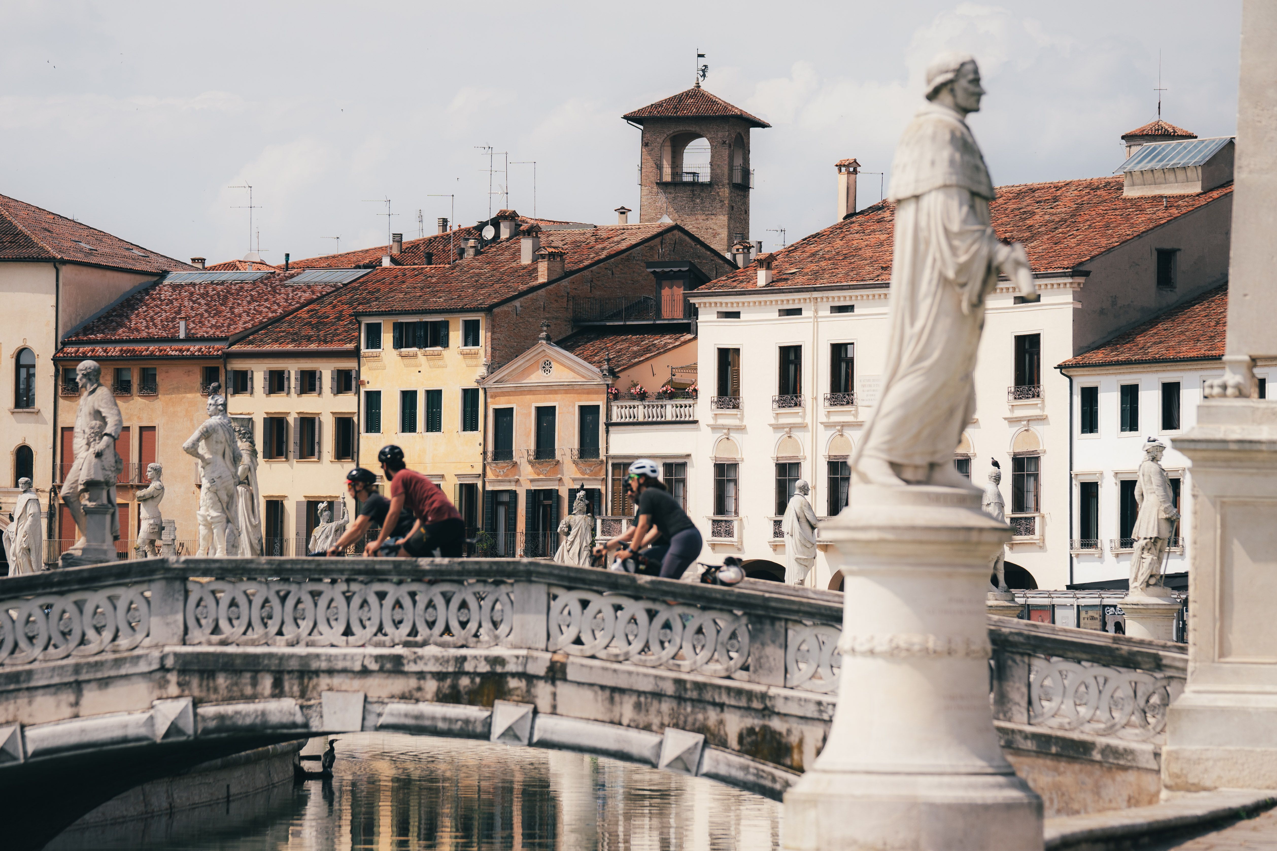 What could be better than riding your bike in Italy? Come to BAM!
