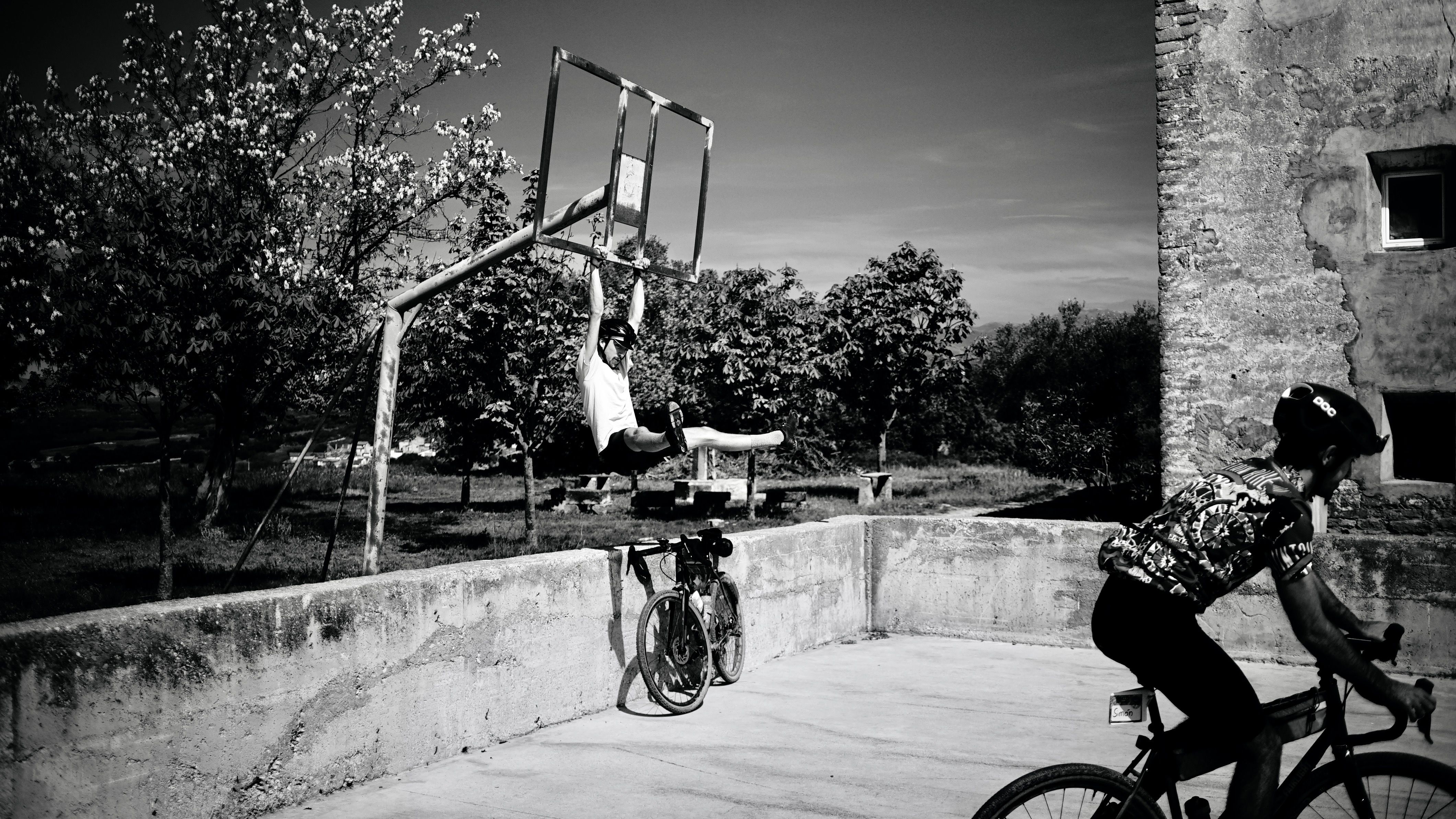 The young sport of gravel biking attracts a lot of playful non competitive cyclists and brings them together at fun gravel events like the Border Bash Aragon in Spain