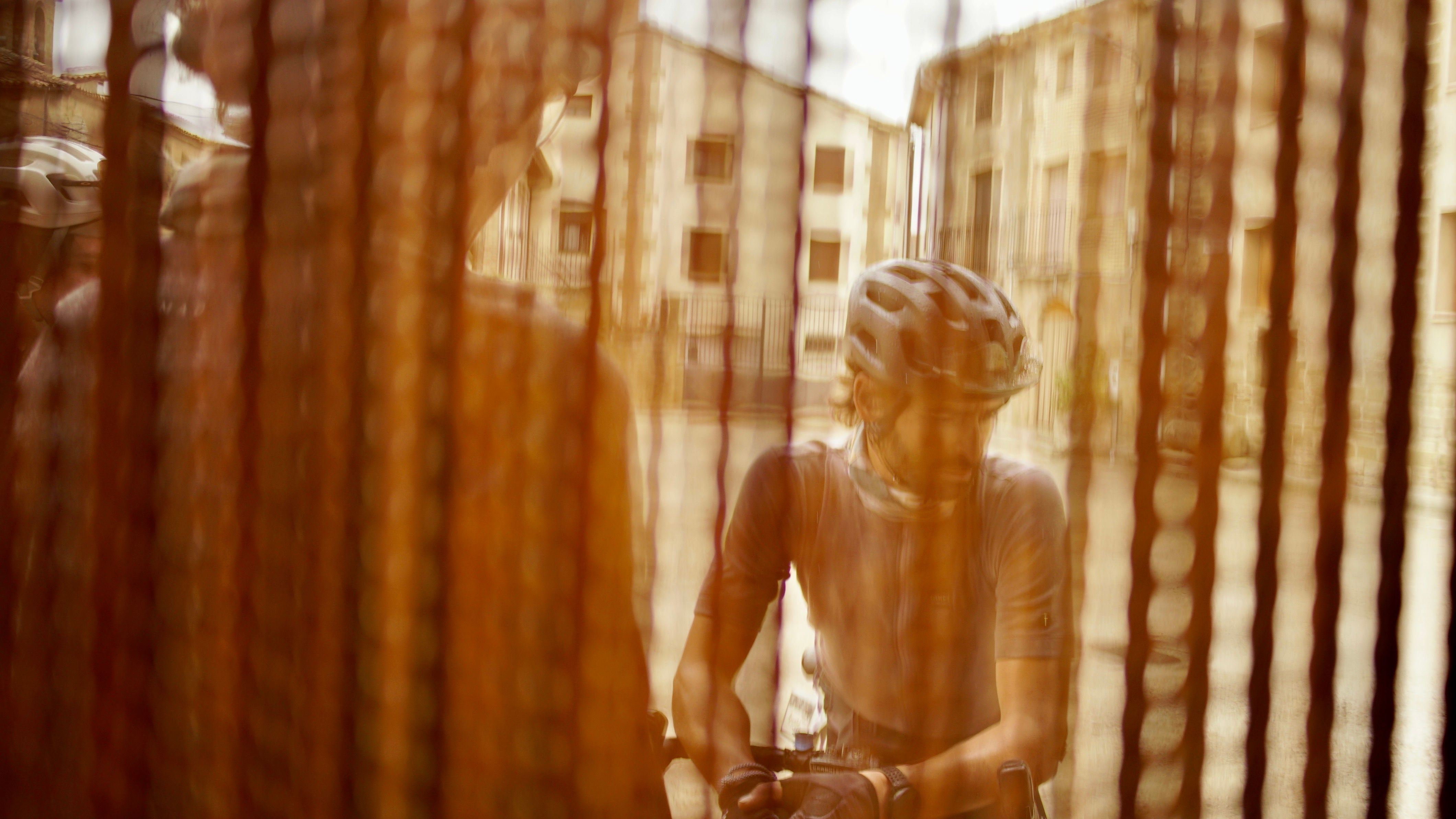 Cafè stops are basically mandatory for every gravelbike ride! In Spain places with cafés can be quite sparse.