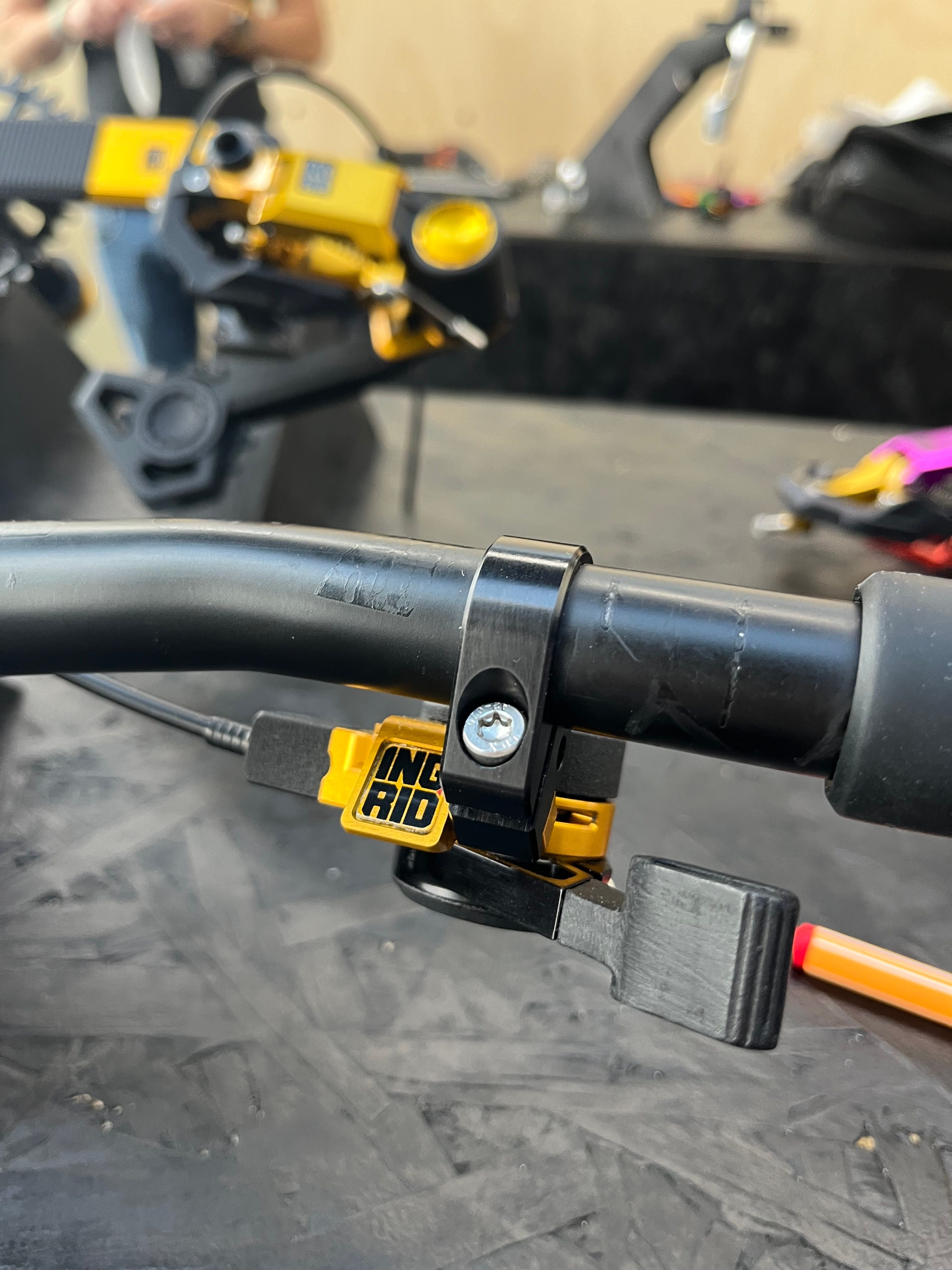 INGRID showed a new MTB shifter at Bespoked show.