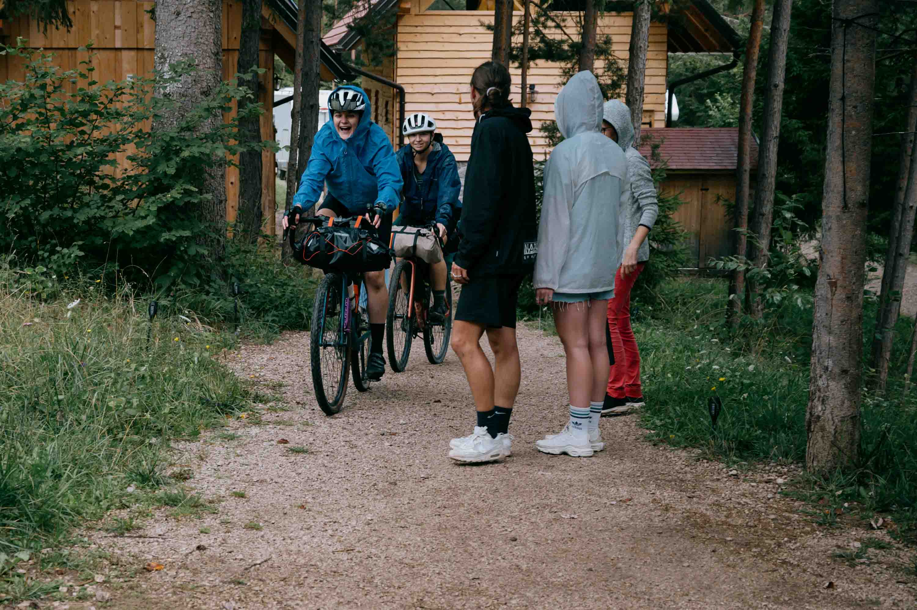A large and really nice and diverse group attended our LitW gravel camp in Slovenia. Good vibes no matter the weather.