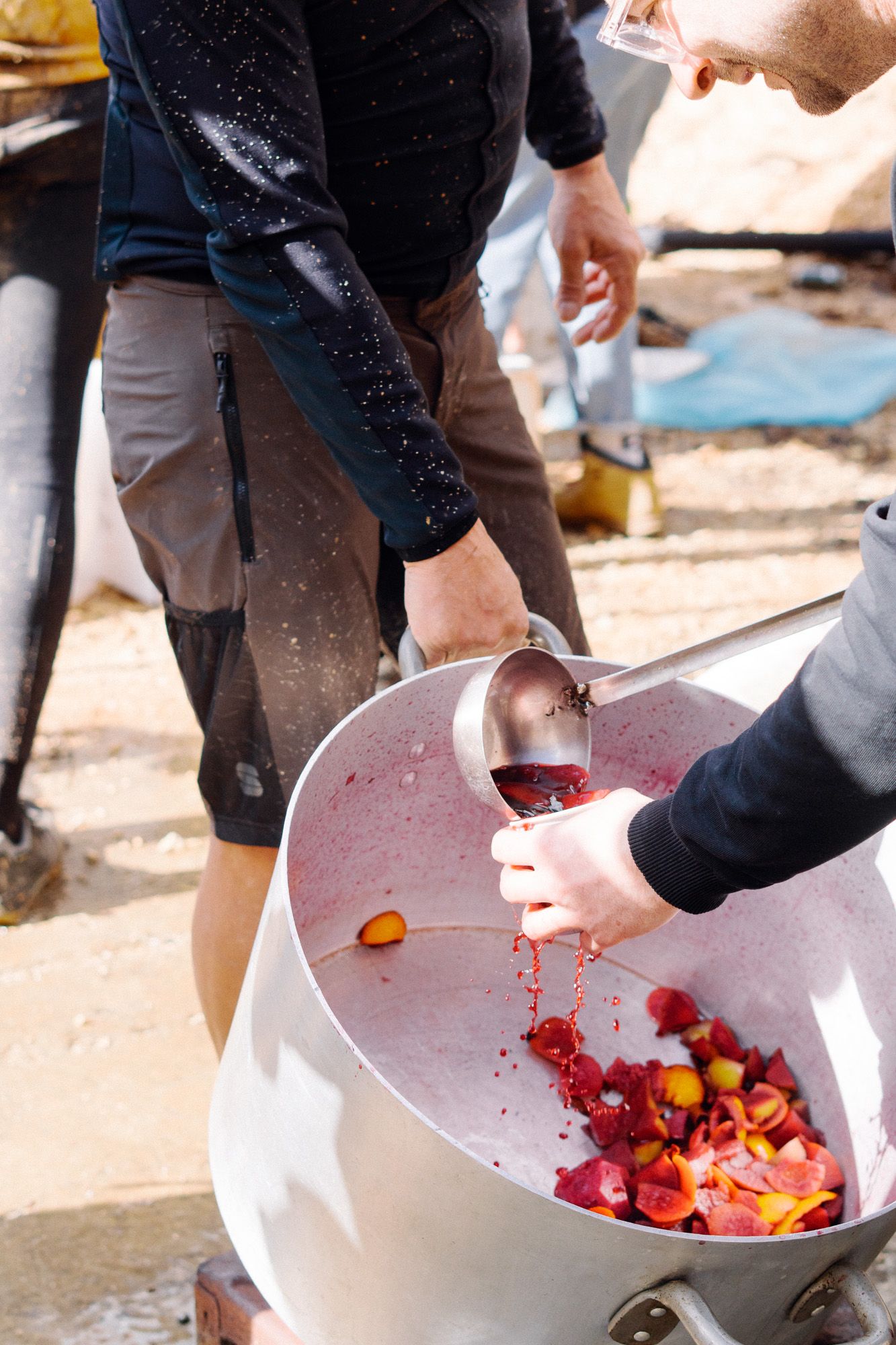 Party and mulled wine mid course by Alba Optics at Marmöl Gravel
