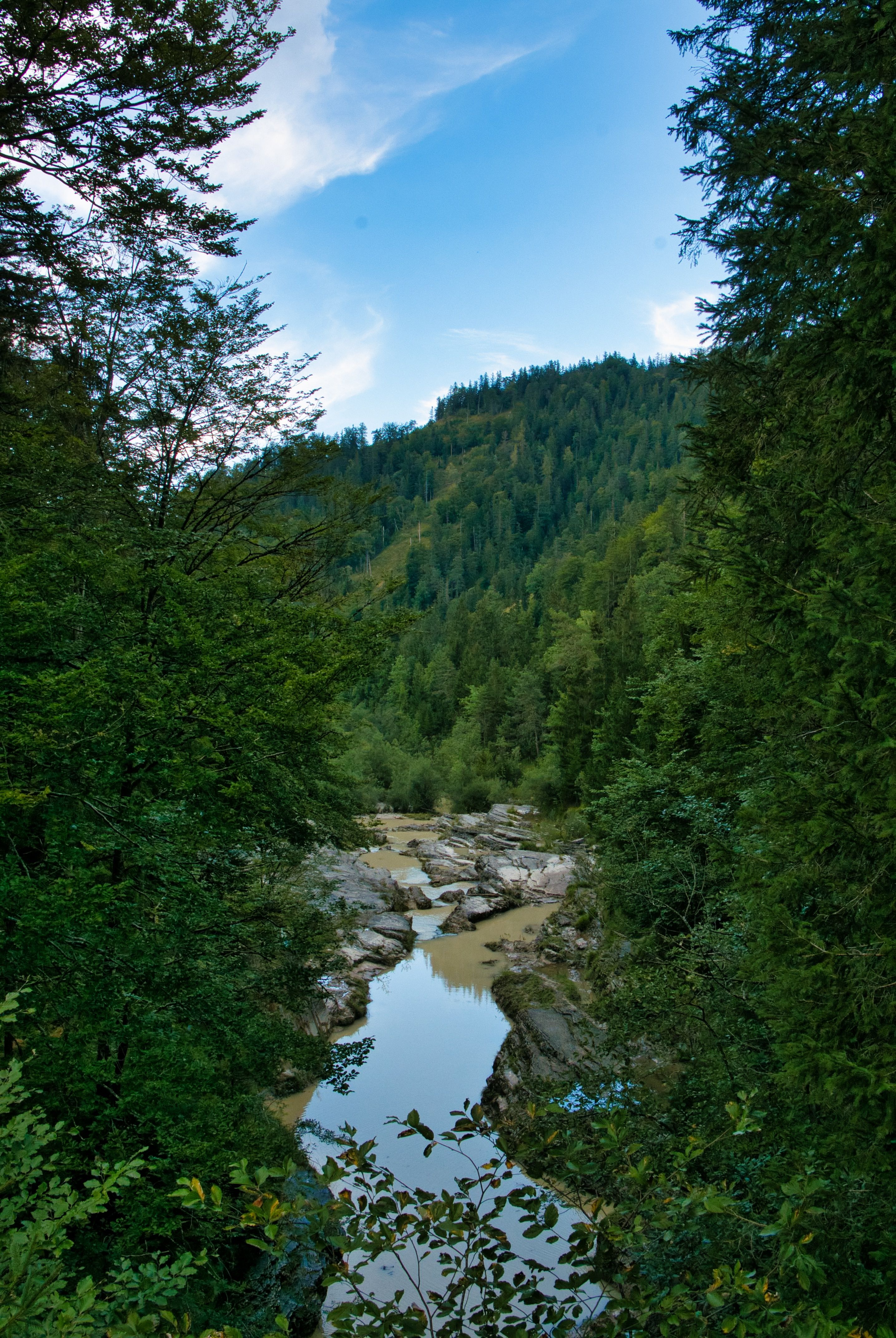 Das Felsenbad  ist eines der schönsten Naturbäder in der Fuschlseeregion und direkt an unserer Gravelbikeroute.