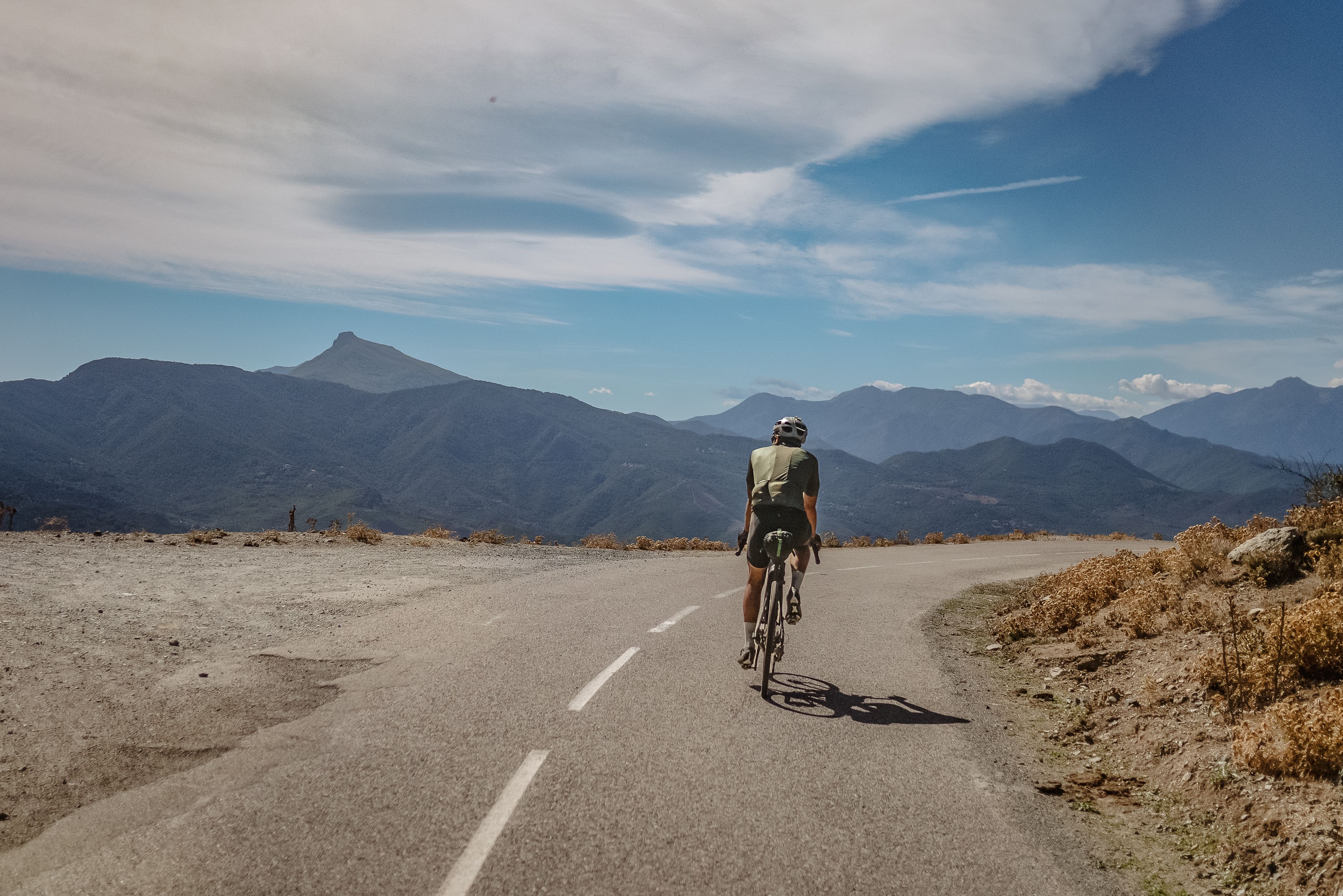 Sofiane lives for riding bikes. He is a very experienced athlete.