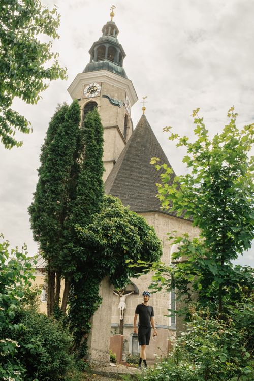 History ready to get touched in Strasswalchen near Salzburg. A cycling tour to the most beautiful churches.