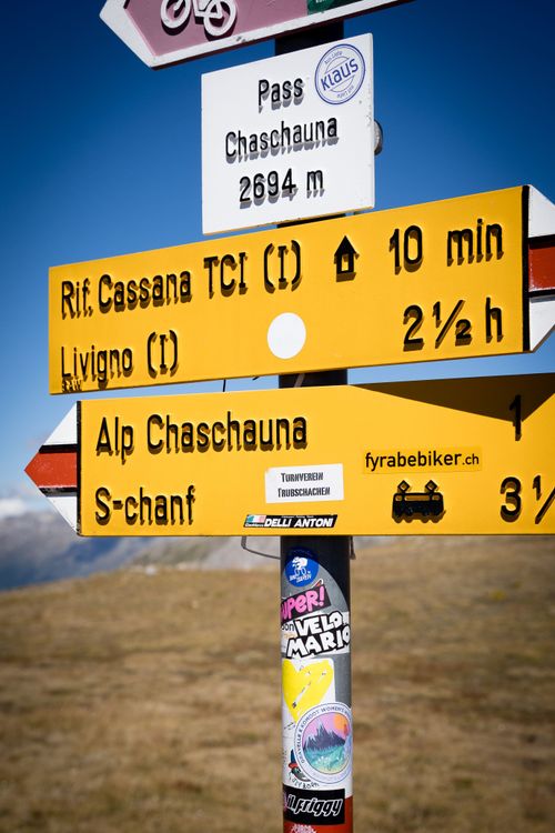 Die Schweiz brachte die Fahrerinnen des komoot Women's Weekender hoch in die Schweizer Alpen.