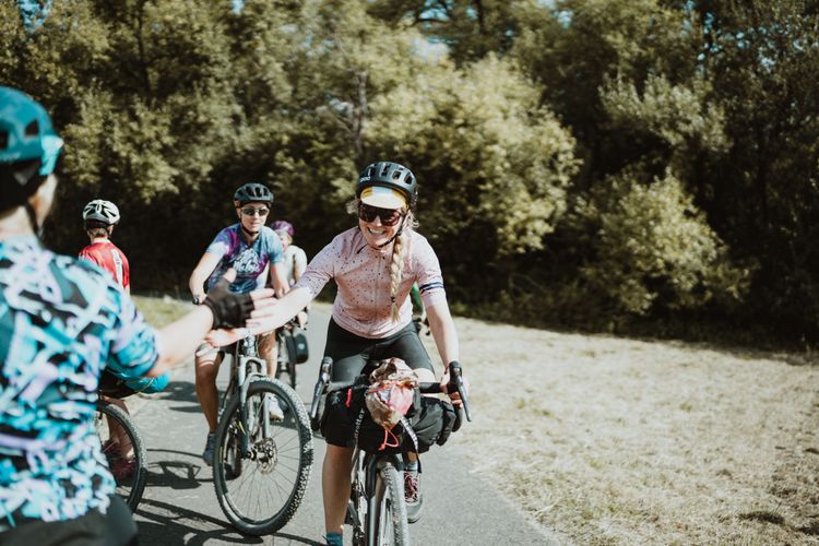 The komoot Women's Weekender Series provides an inclusive and safe space for women and non-binary people who want to go bikepacking.