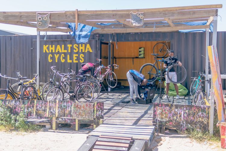 Khaltsha brings bikes to South African townships