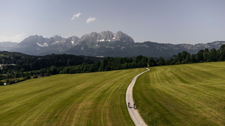 The Römerweg gravel cyclingpath in St Johann in Tirol is a highlight for gravelbikers.