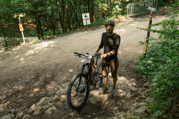 E-MTB fahren ist komplett anders als mit einem leichten Fully XC Bike. Das musste ich lernen.