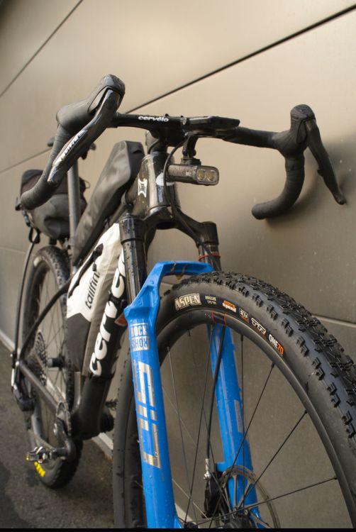 Cervélo HB16 cockpit and ZHT-5 MTB are actually a good combination.