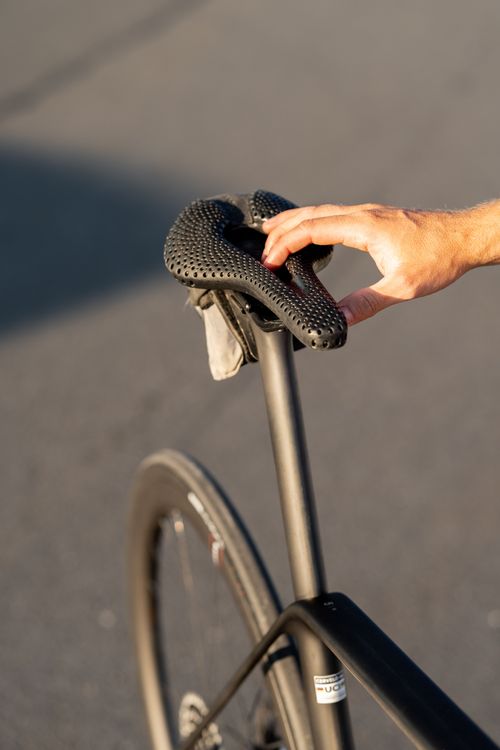 The Posedla Joyseat ULTRA is not the lightest saddle on the market but still the best saddle i ever had and well worth the few grams.