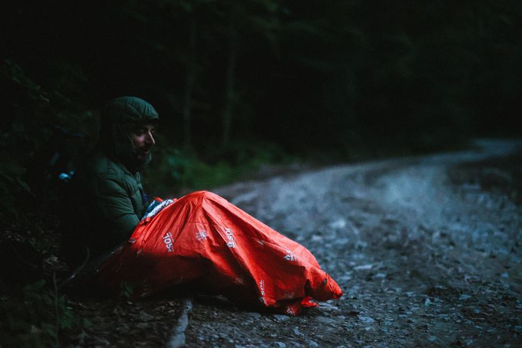 Manu only carried an emergency bivy for the Transbalkan Race - Chiara Redaschi