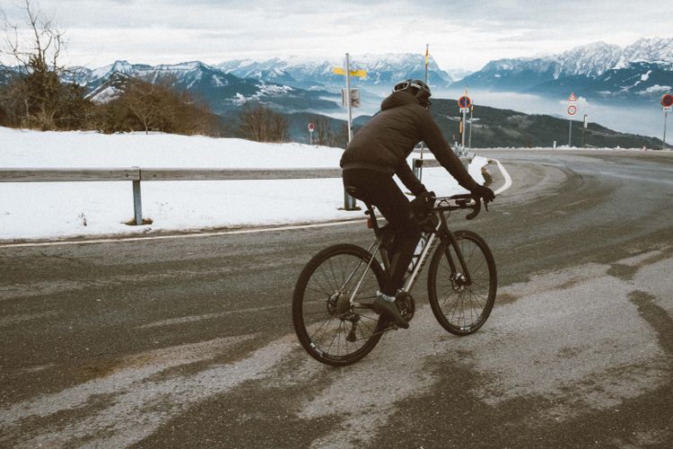 The snowy top of Salzburgs Gaisberg - happy about the puffy jacket