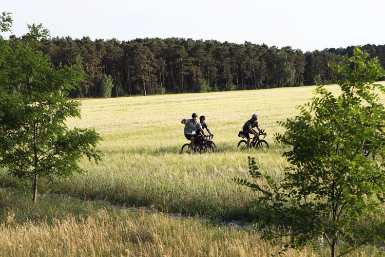 Gravel rides inklusive beim Gravity Bike Festival