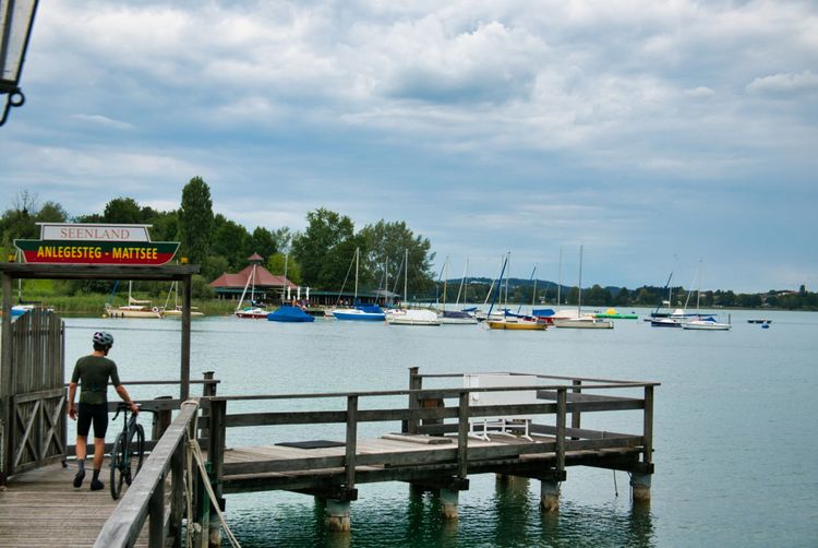 The centre of Mattsee is a good start for bikerides. The view on lake Mattsee and Restaurants call for a rest.