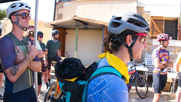 Tiffany, Majas dog was riding with us on every gravel ride during the Border Bash Aragon.