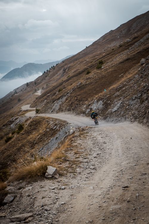 Katherine Moore smashing it in the descends - Women's Torino-Nice Rally - Tom Gibbs