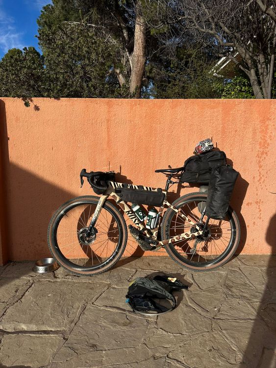 Das Setup für Erik Horsthemke`s bikepacking trip durch Afrika!