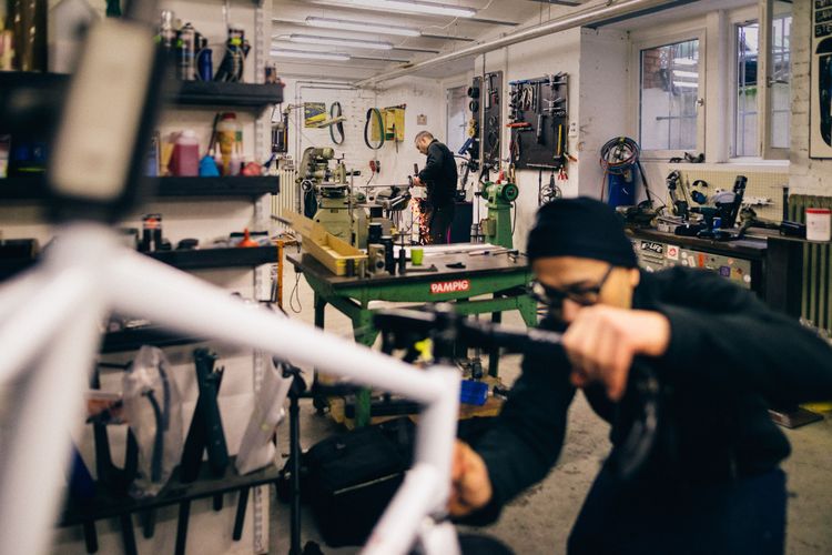 The workshop of Nico Bonanno in Berlin. Where custom steel bikes are made!