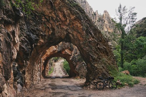 Epic Stone Tunnels - MontañasVacías - Bikepacking route through Spanish Lapland