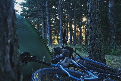 Morining camp vibes with bae - MontañasVacías - Bikepacking route through Spanish Lapland