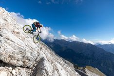 Axel Kreuter - Can Bikers and Hikers use the same trails?