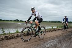 Optimal nutrition for gravel racing - with professional tips from Paul Voß